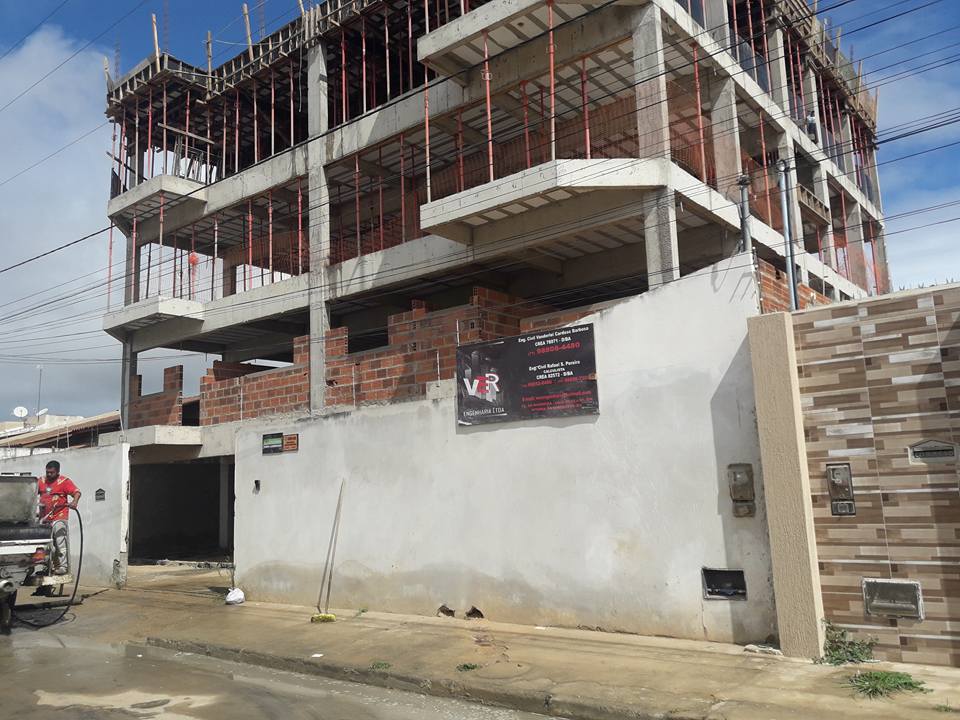 escoras metálicas, locação de escoras, escoras para laje, escoras para construção civil, equipamentos para escoramento, aluguel de escoras metálicas, escoramento seguro, economia na obra, sustentação de laje, obras verticais com escoras